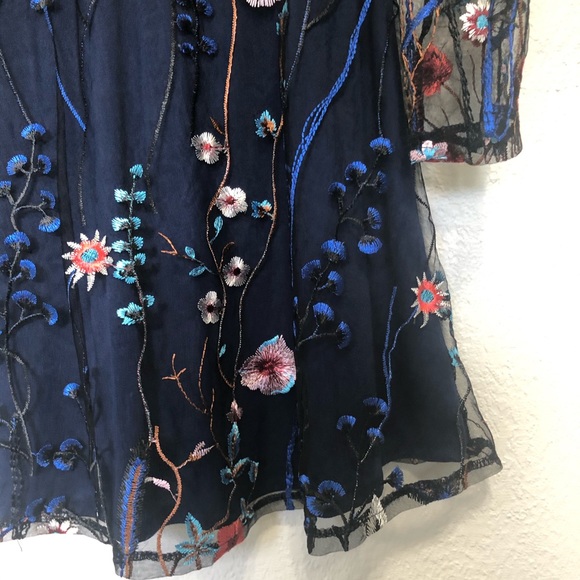 CBR Sheer Long Sleeve Floral Dress Size Large - Picture 6 of 12